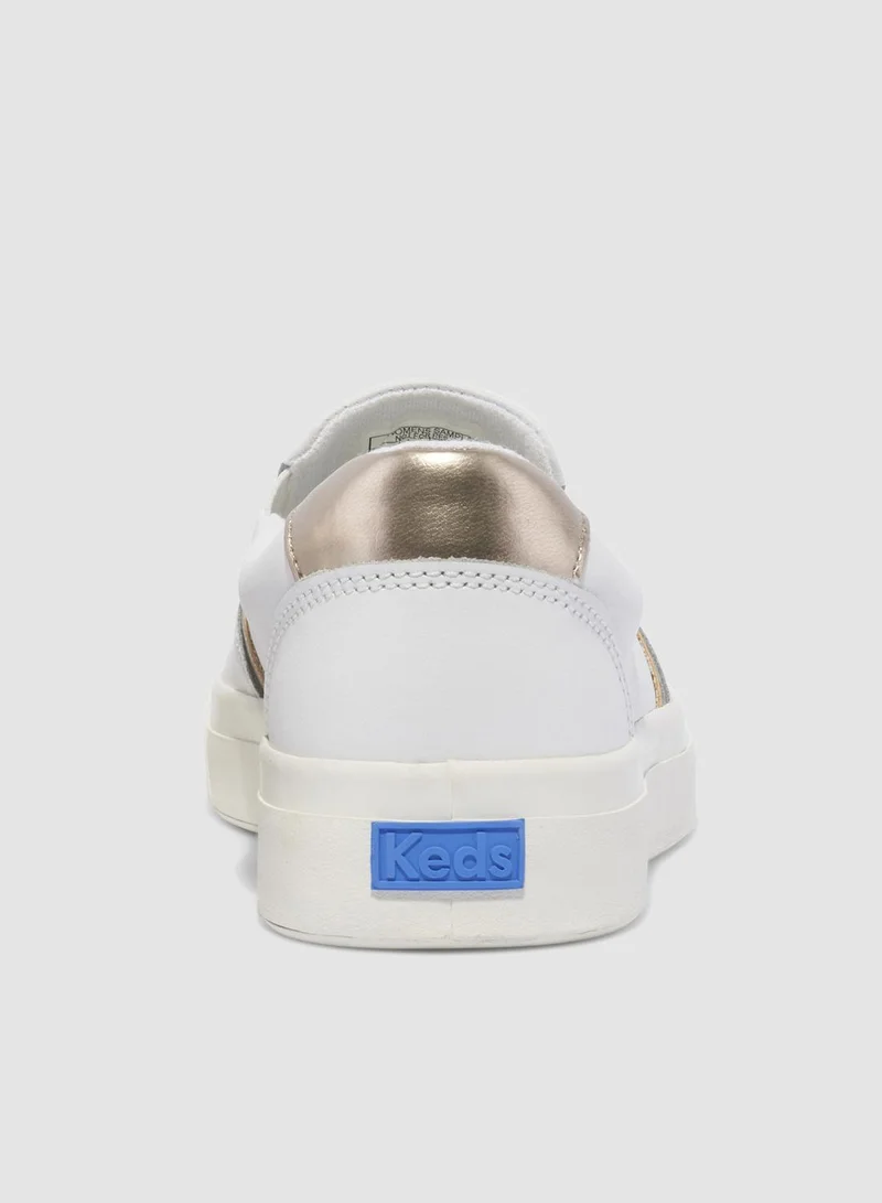 كيدز كيدز سنيكرز نسائي جلد أبيض